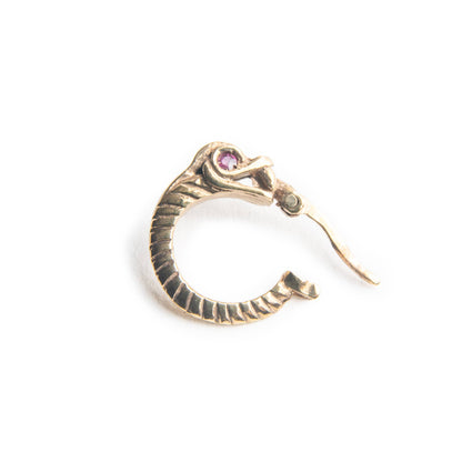 Orecchino Uroboro bronzo zircone rosso