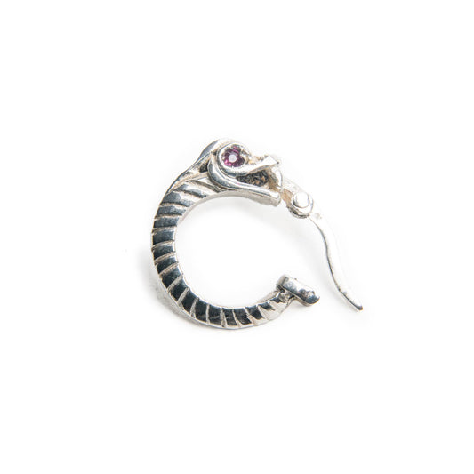 Orecchino Uroboro argento zircone rosso